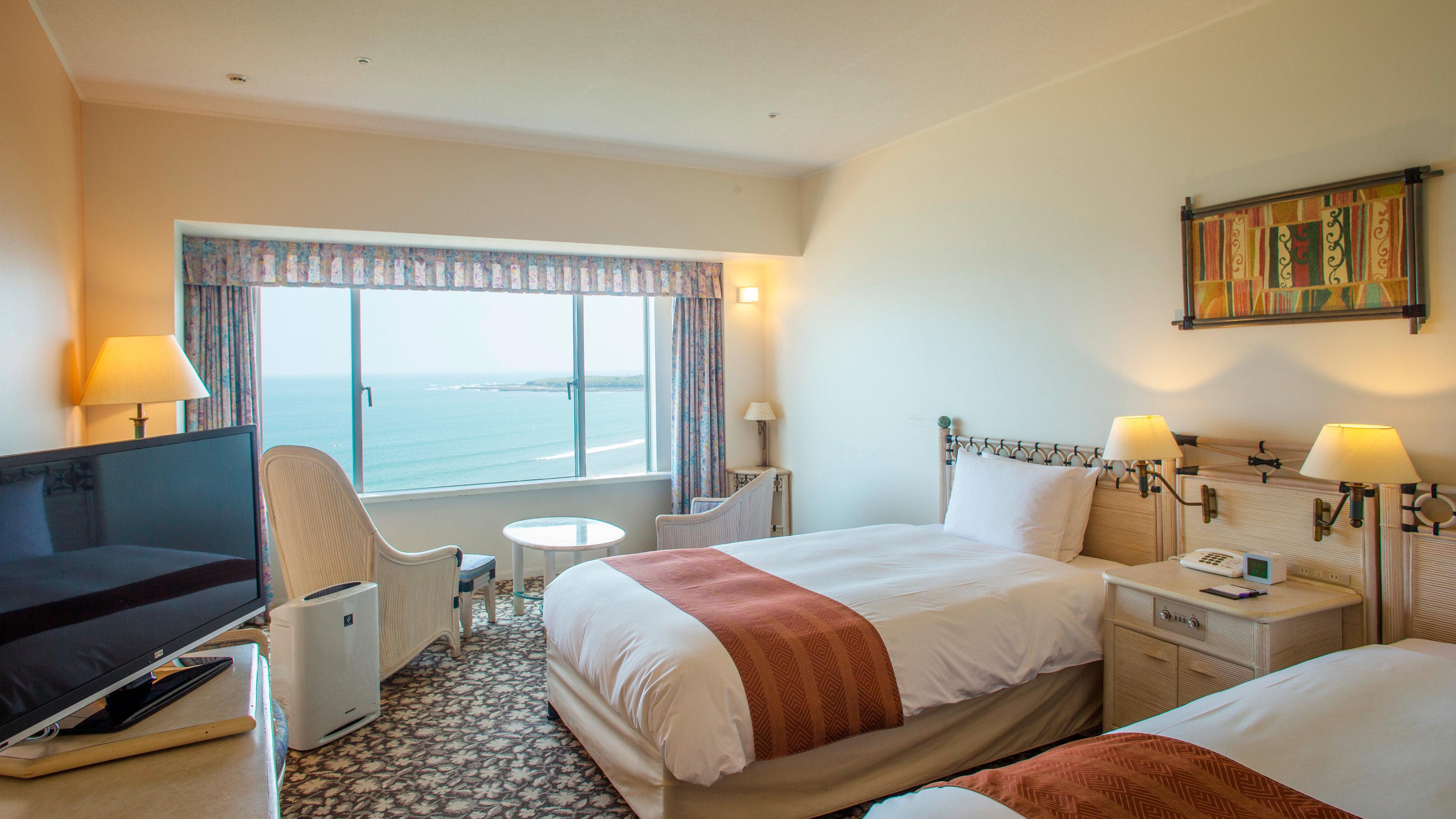 Ana Holiday Inn Resort Miyazaki By Ihg Exterior photo